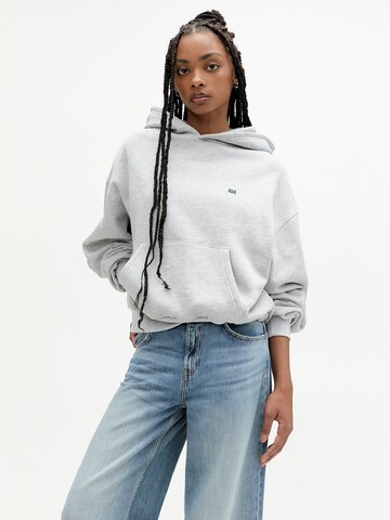 Pull&Bear Tréning póló - szürke: elől
