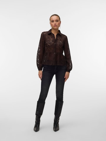 Chemisier 'BLOOM' VERO MODA en marron