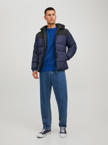 JACK & JONES Зимняя куртка 'Chili' в Синий