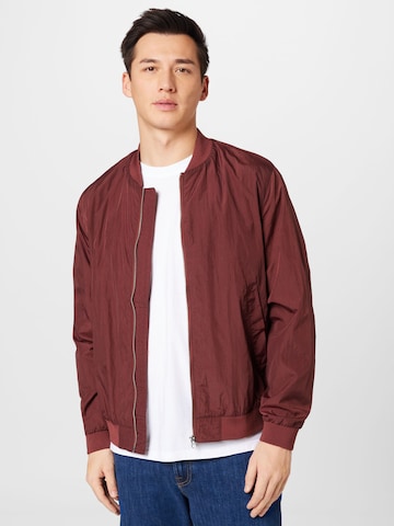 ABOUT YOU Between-Season Jacket 'Aaron' in Red: front