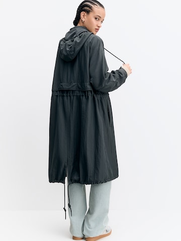 Pull&Bear Between-seasons coat in Grey