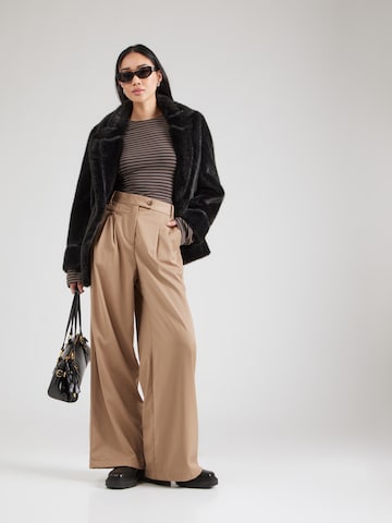 Wide leg Pantaloni cutați de la FRNCH PARIS pe bej