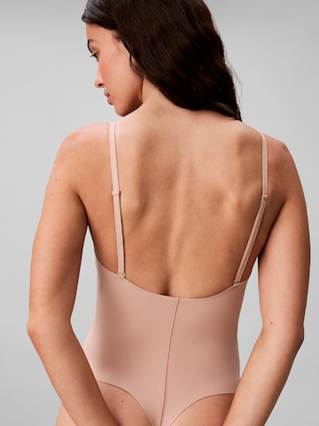 Body modelant Calvin Klein en beige