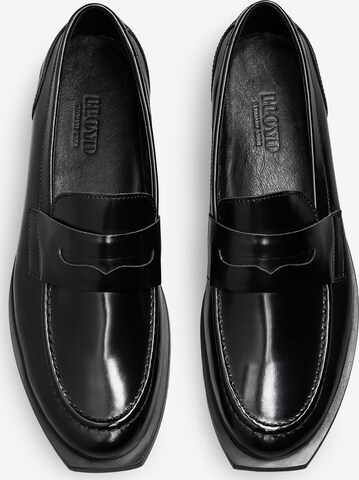 LLOYD Classic Flats in Black