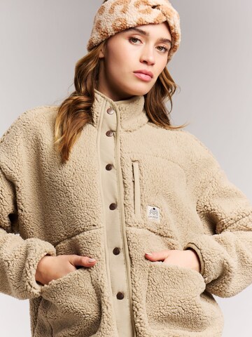 PROTEST Fleece jas 'PRTLUX' in Bruin