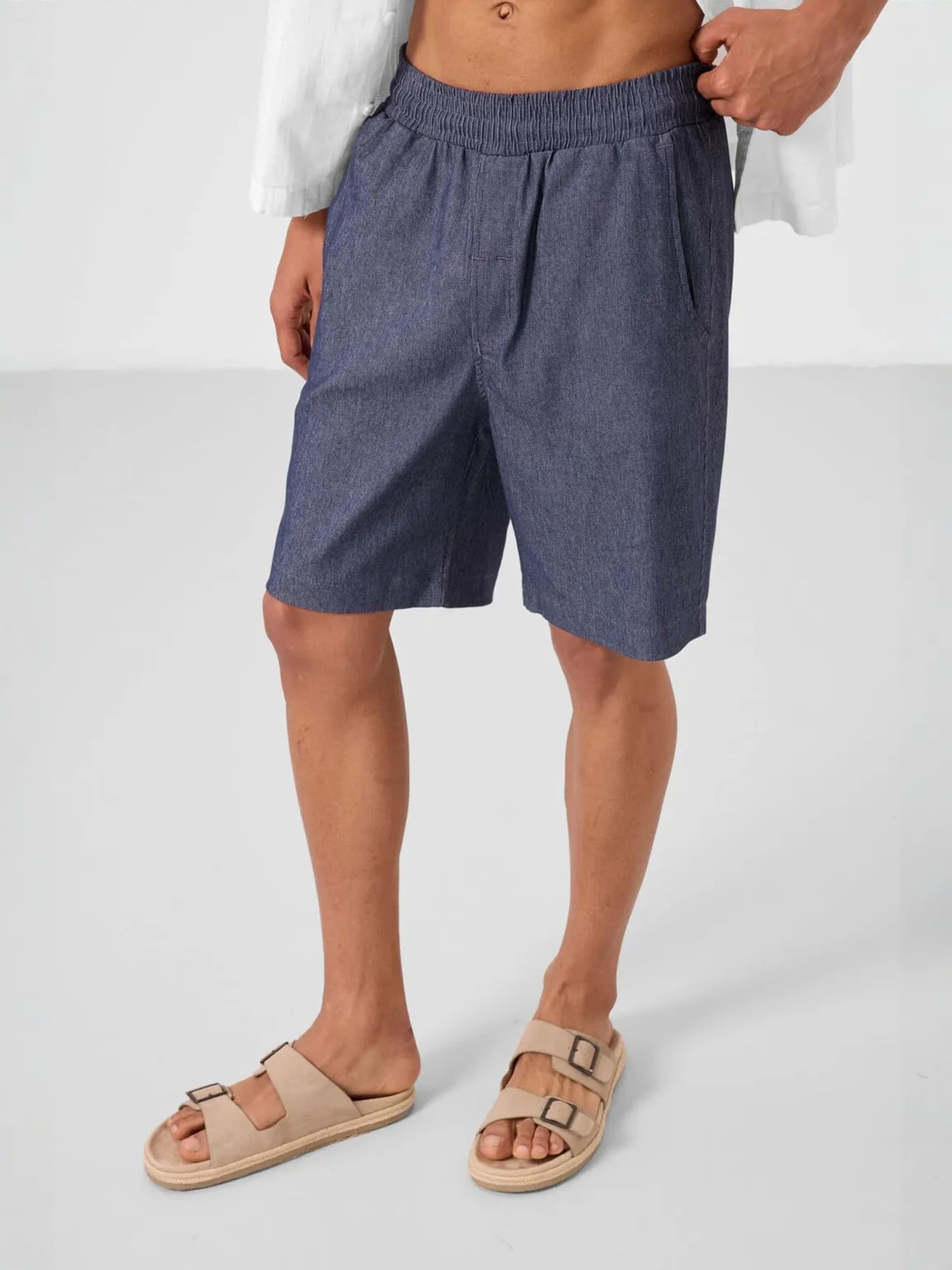 Pantalon chino Tommy Life en bleu : devant