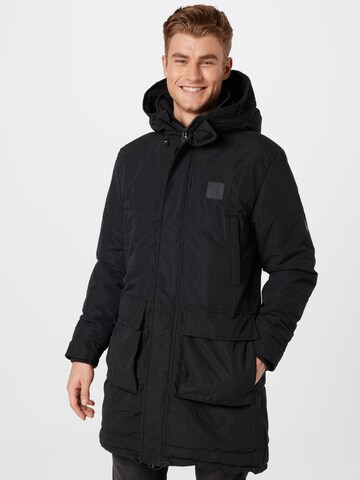 Alife and Kickin Winter Parka 'Blake' in Black: front