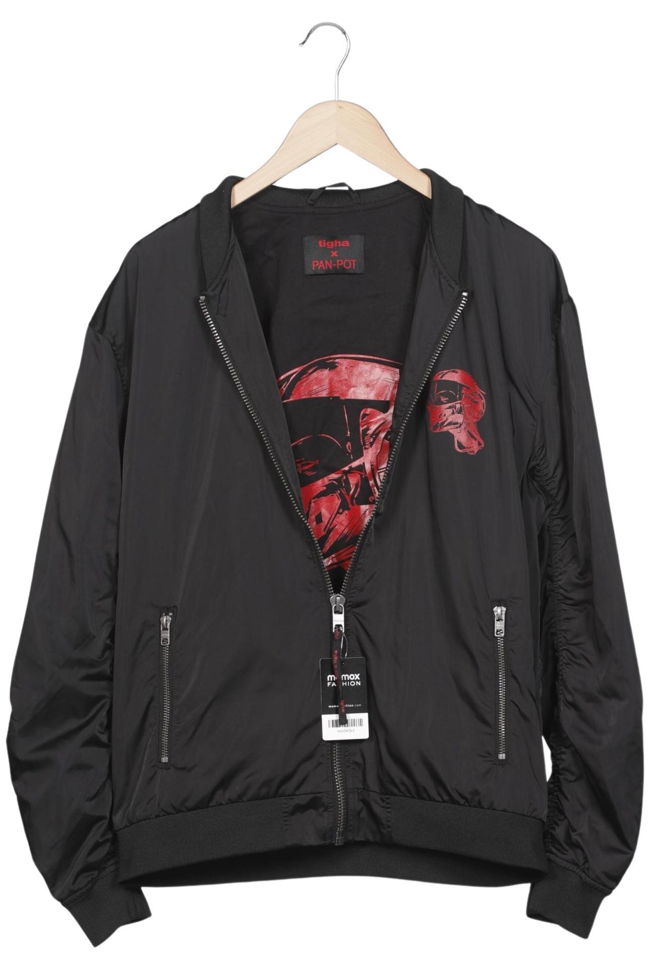 tigha Jacket & Coat in L in Black: front