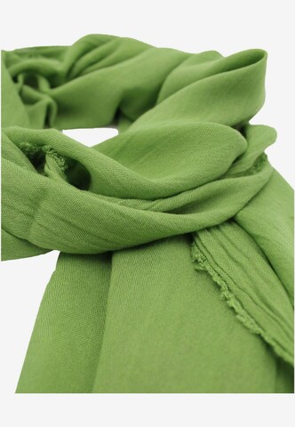 Leslii Scarf in Green