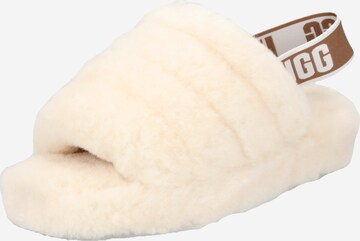 Pantoufle 'Fluff Yeah' UGG en beige : devant