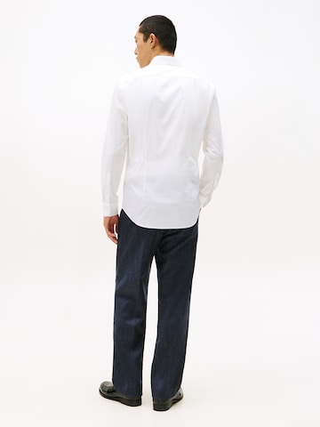 TOMMY HILFIGER Slim fit Ing - fehér
