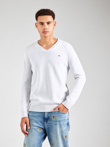 Tommy Jeans Pullover 'ESSENTIAL' in Grau: Vorderseite