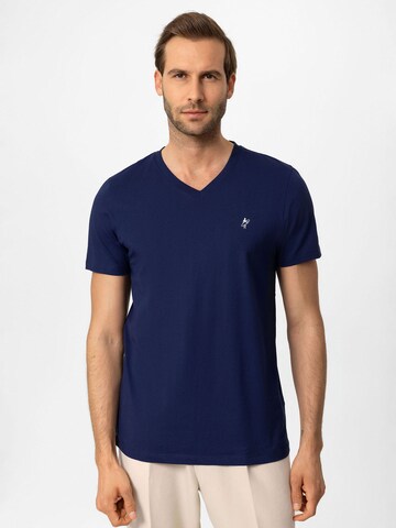 T-Shirt Jacey Quinn en bleu : devant
