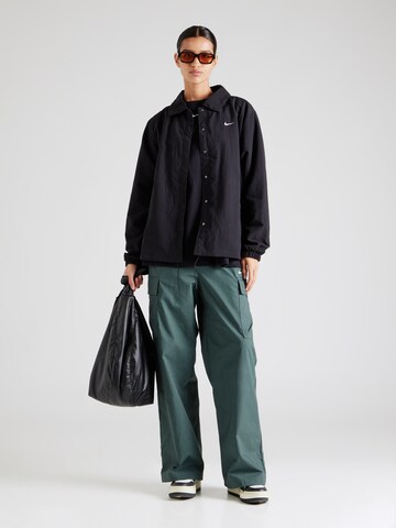 Giacca di mezza stagione 'Essential' di Nike Sportswear in nero