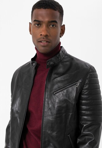 Jimmy Sanders Between-season jacket in Black