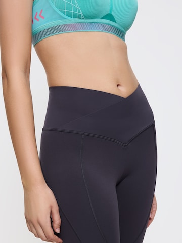 TRIUMPH Skinny Leggings in Grijs