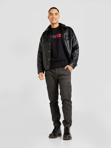 Superdry T-Shirt in Schwarz