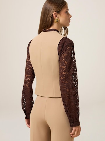 Blazer di oltre in beige