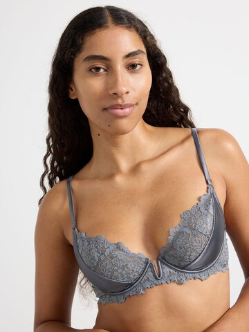 Lindex T-Shirt BH 'Lydia' in Grau: Vorderseite