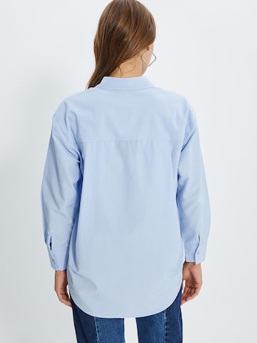 Trendyol Bluse in Blau
