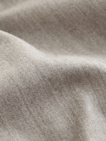Slimfit Pantaloni con piega frontale 'Signature' di Next in beige