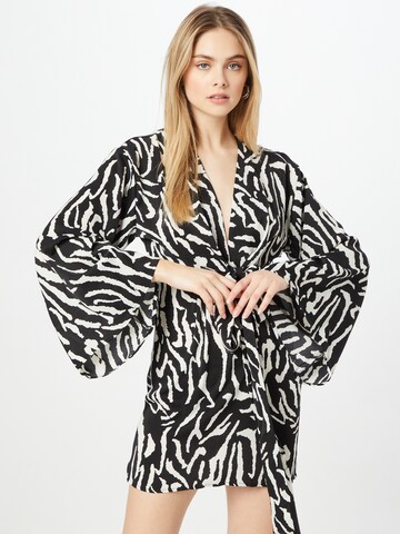 Robe Nasty Gal en noir : devant