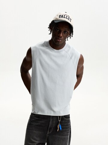 Bershka Shirt in Grey: front