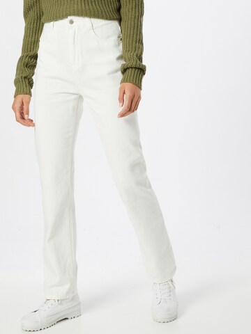 In The Style Regular Jeans 'NAOMI' in White: front