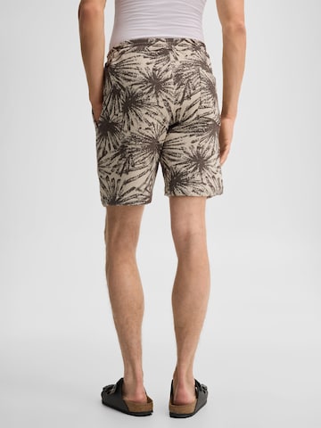 STRELLSON Regular Trousers in Brown