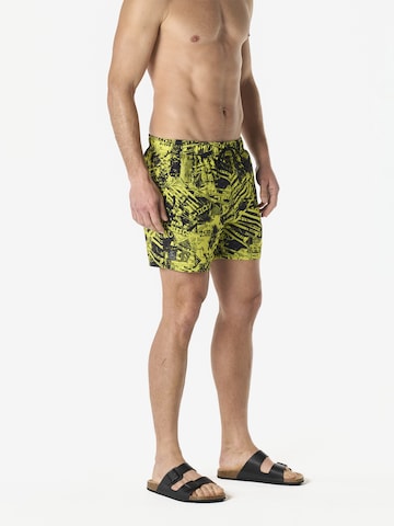 Shorts de bain KOROSHI en jaune
