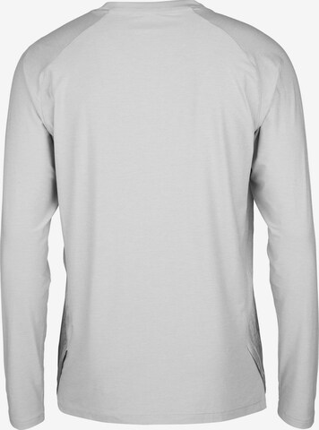 T-Shirt fonctionnel PUMA en blanc
