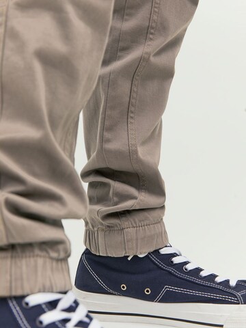Jack & Jones Junior Tapered Trousers 'JNRPau JJFlake' in Brown
