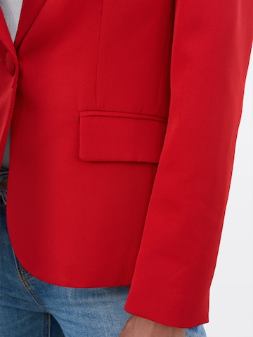 Sacou de la Imily Bela pe roșu