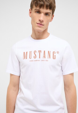 MUSTANG T-Shirt 'Austin' in Weiß