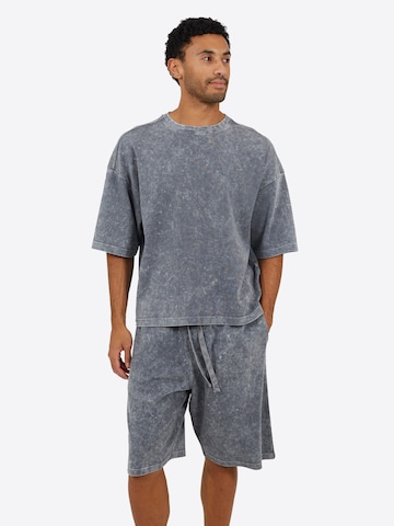 BRAVE SOUL Hjemmedragt i grå: forside