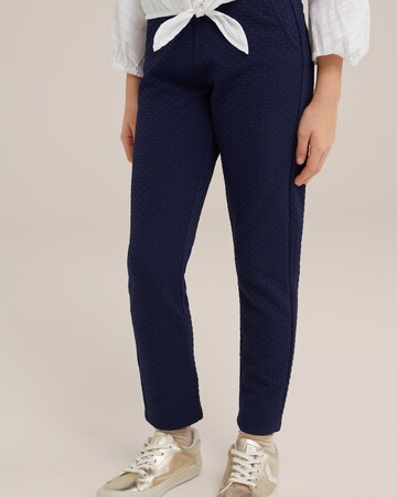 WE Fashion Tapered Trousers in Blue: front