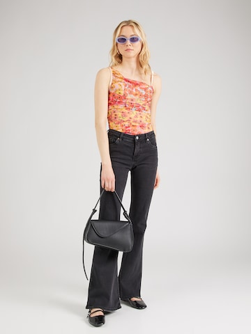 Monki Flared Jeans in Schwarz