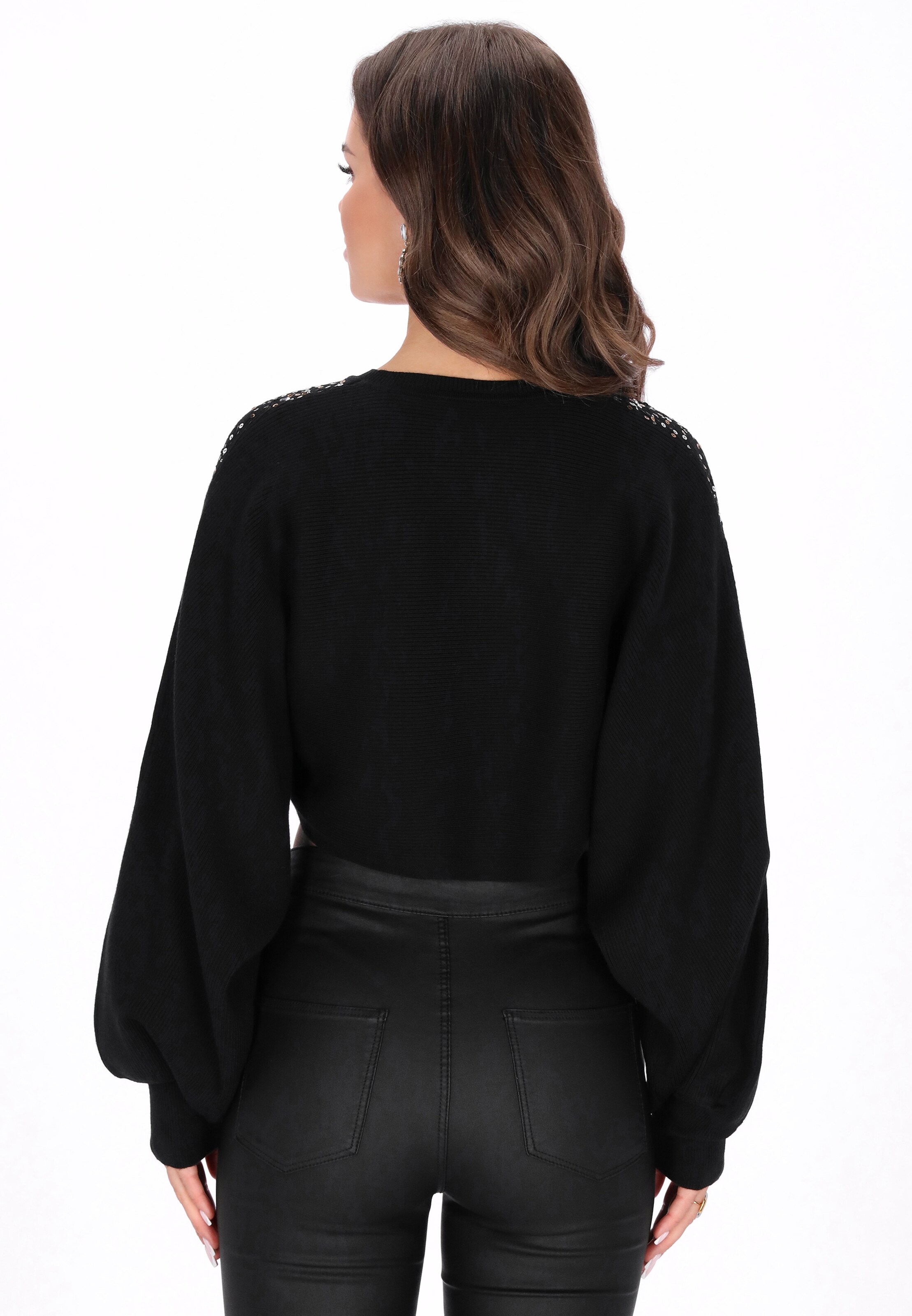 faina Sweater in Black