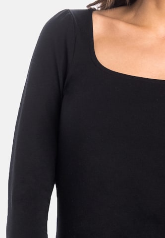 TEYLI Koszulka 'Leah' w kolorze czarny