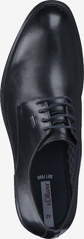 s.Oliver - Sapato com atacadores em preto