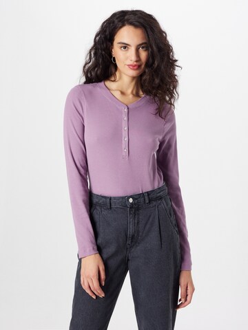 GAP - Camisa em roxo: frente