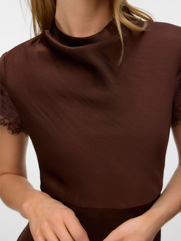VERO MODA - Vestido 'VMRita' en marrón