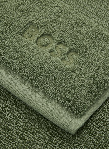 BOSS Towel in Green
