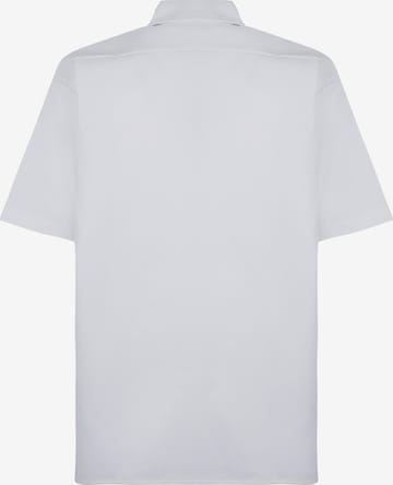 Fit confort Chemise DICKIES en blanc