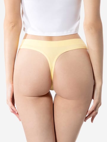 String Yenita en jaune