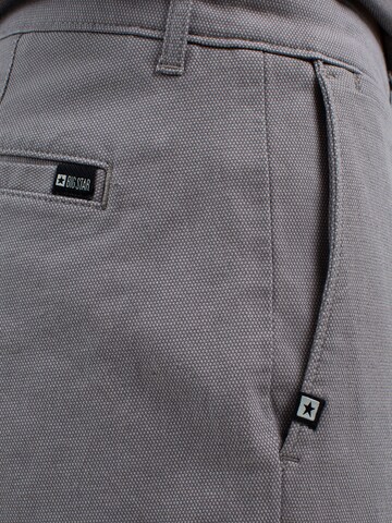 BIG STAR Tapered Chinohose 'ERHAT' in Grau