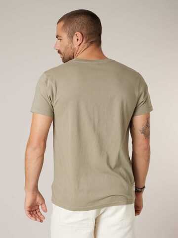 T-Shirt 'KIKONDO' Deeluxe en vert
