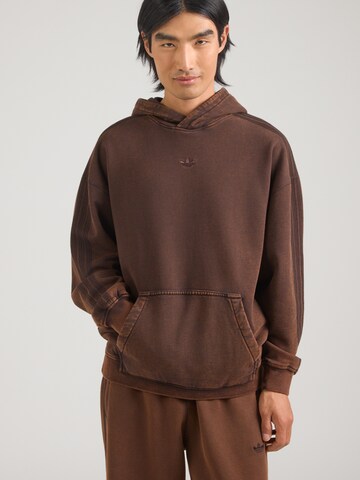 ADIDAS ORIGINALS Sweatshirt i brun: framsida