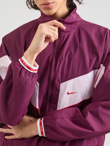 Nike Sportswear Tussenjas in Rood