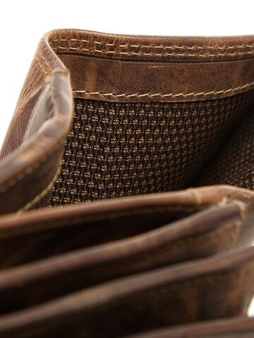 Bagan Wallet in Brown